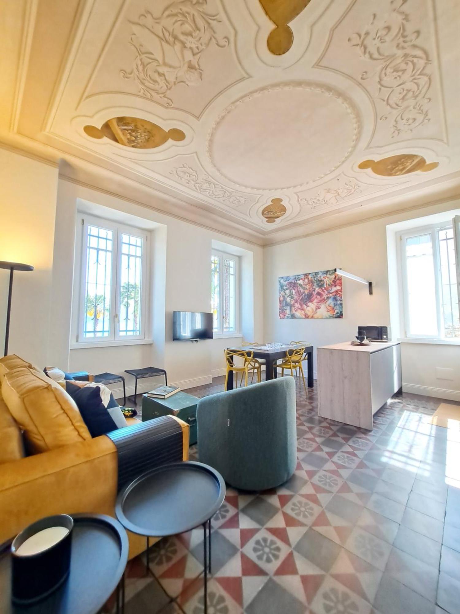 Immobillario - Domus Palmae Apartment โดมาโซ ภายนอก รูปภาพ