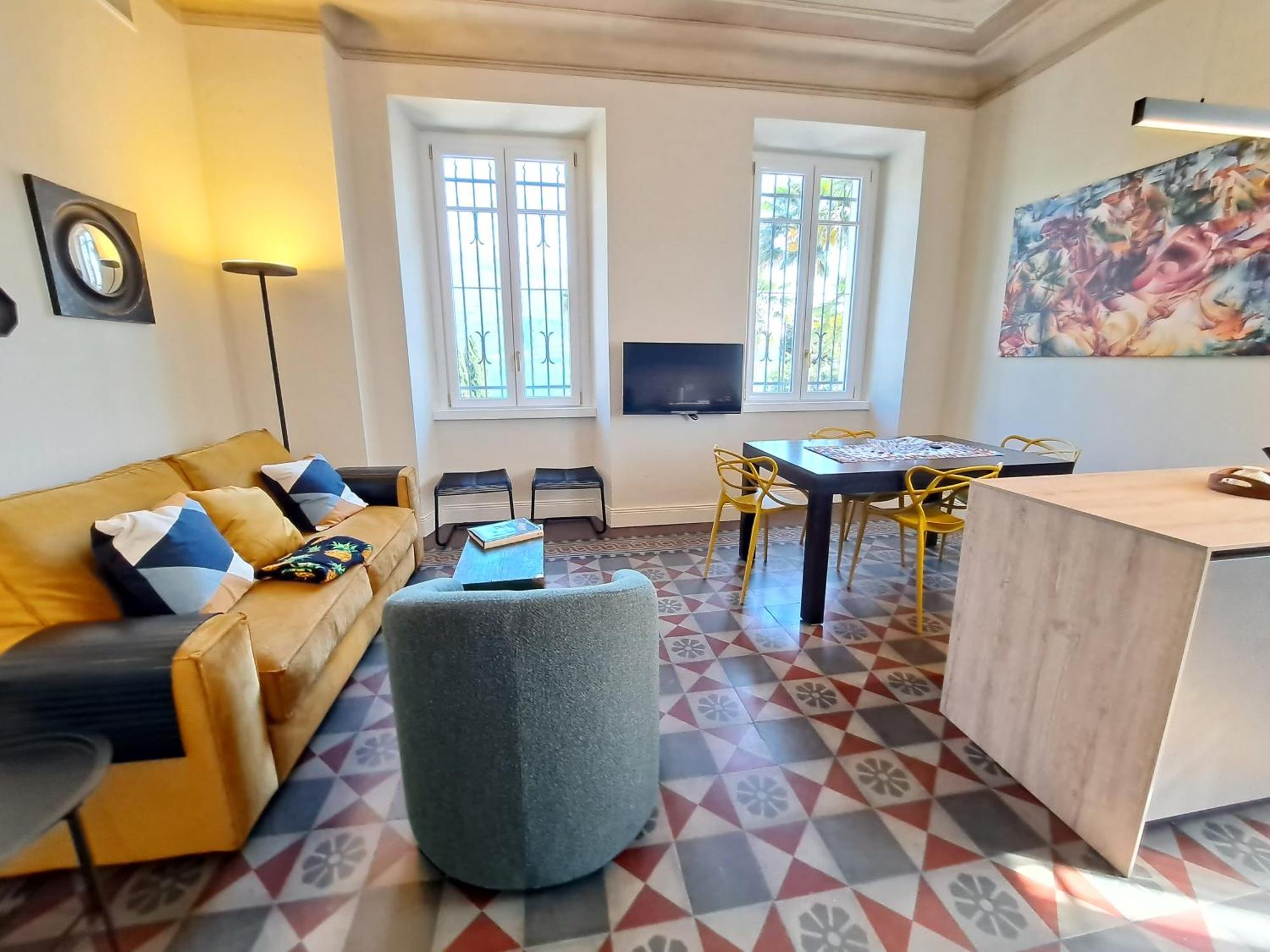 Immobillario - Domus Palmae Apartment โดมาโซ ภายนอก รูปภาพ