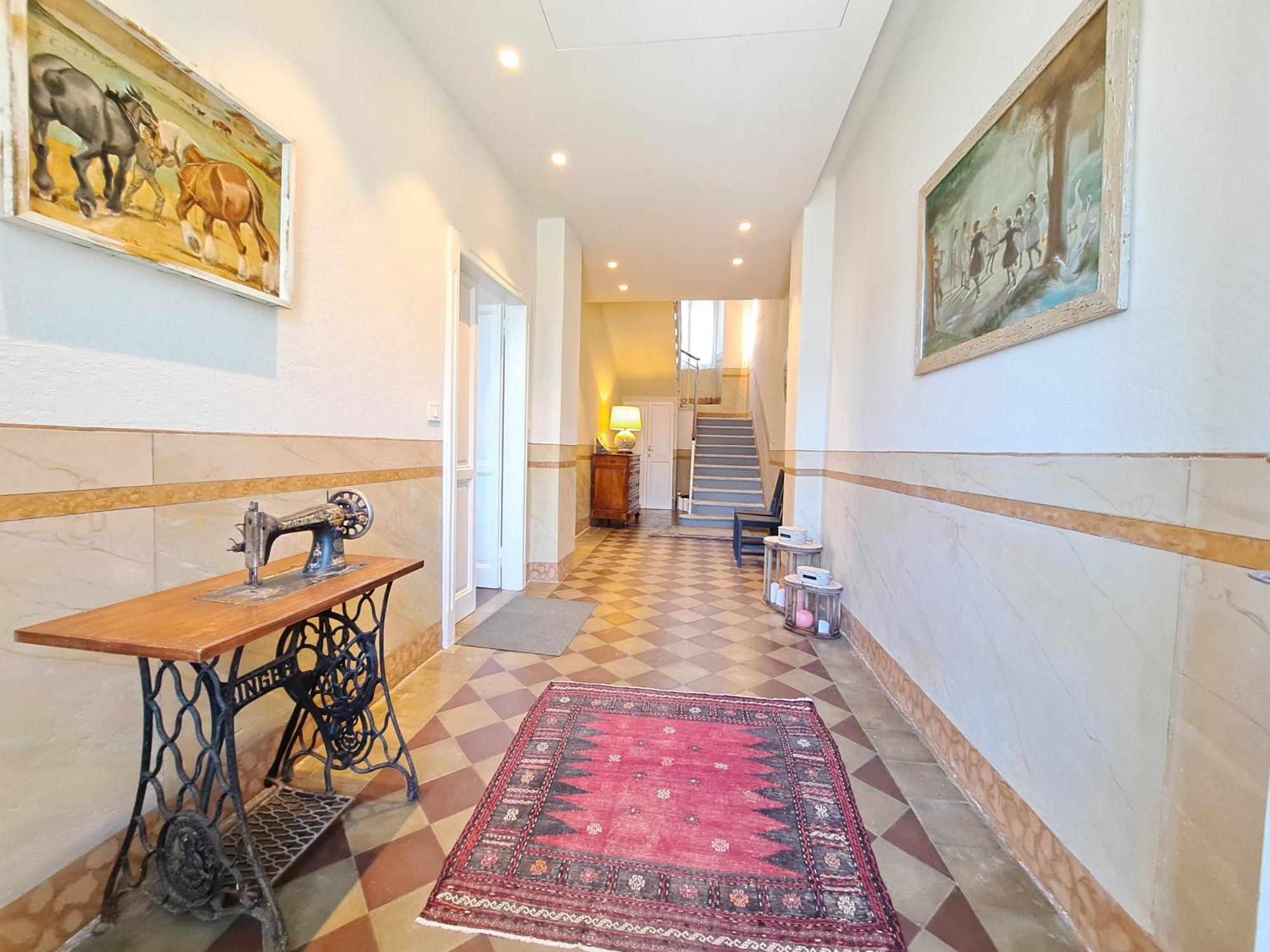 Immobillario - Domus Palmae Apartment โดมาโซ ภายนอก รูปภาพ